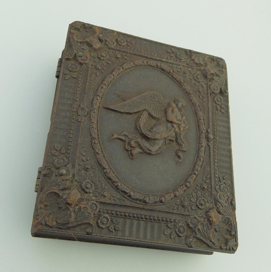 Download Antique Antique Thermoplastic Union Case : RARE Ambrotype & Gutta Percha Case C.1850's ...