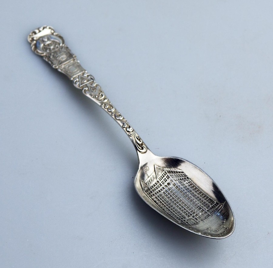 Antique R Wallace Sterling Chicago Masonic Temple Souvenir Spoon C.early - mid 20thC
