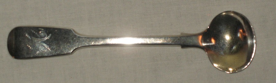 Antique Victorian Sterling solid silver Fiddle Pattern Mustard Spoon C.1862