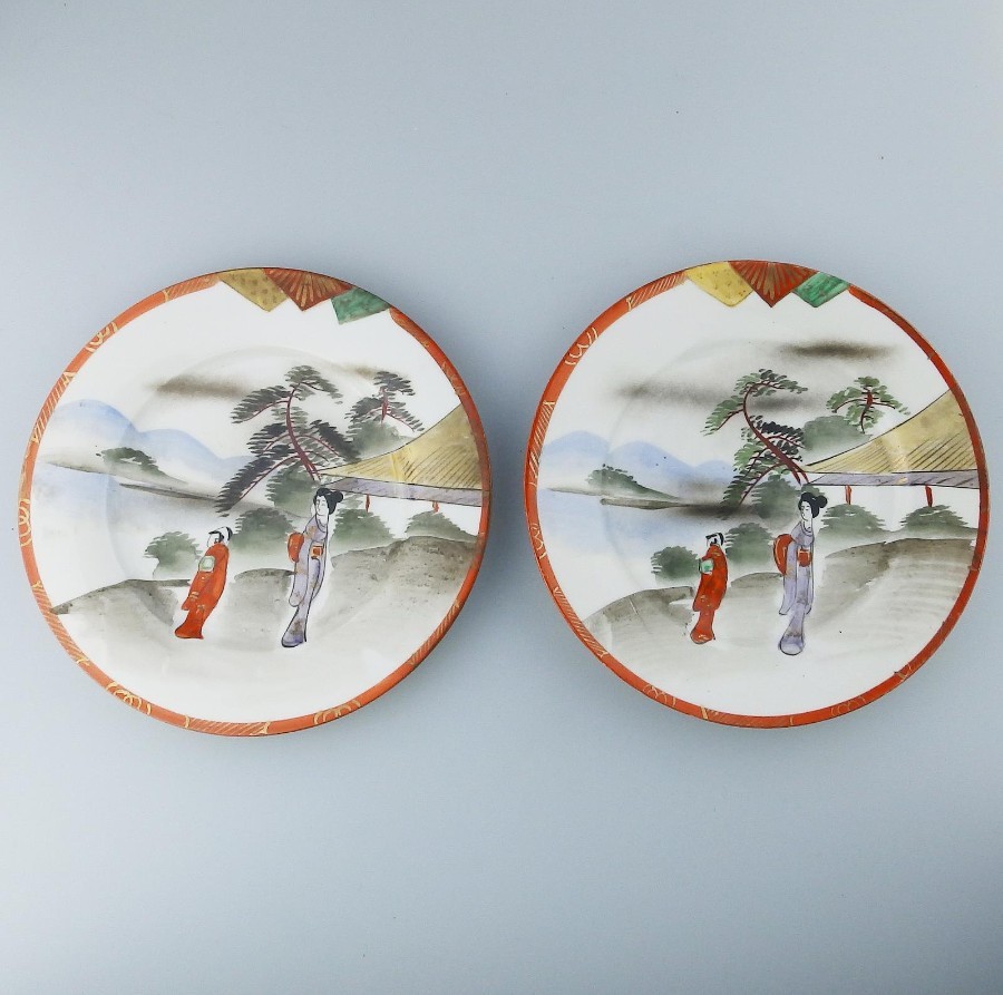 Kutani / Satsuma Antique Oriental Porcelain a pair Japanese Plates C.1900-20