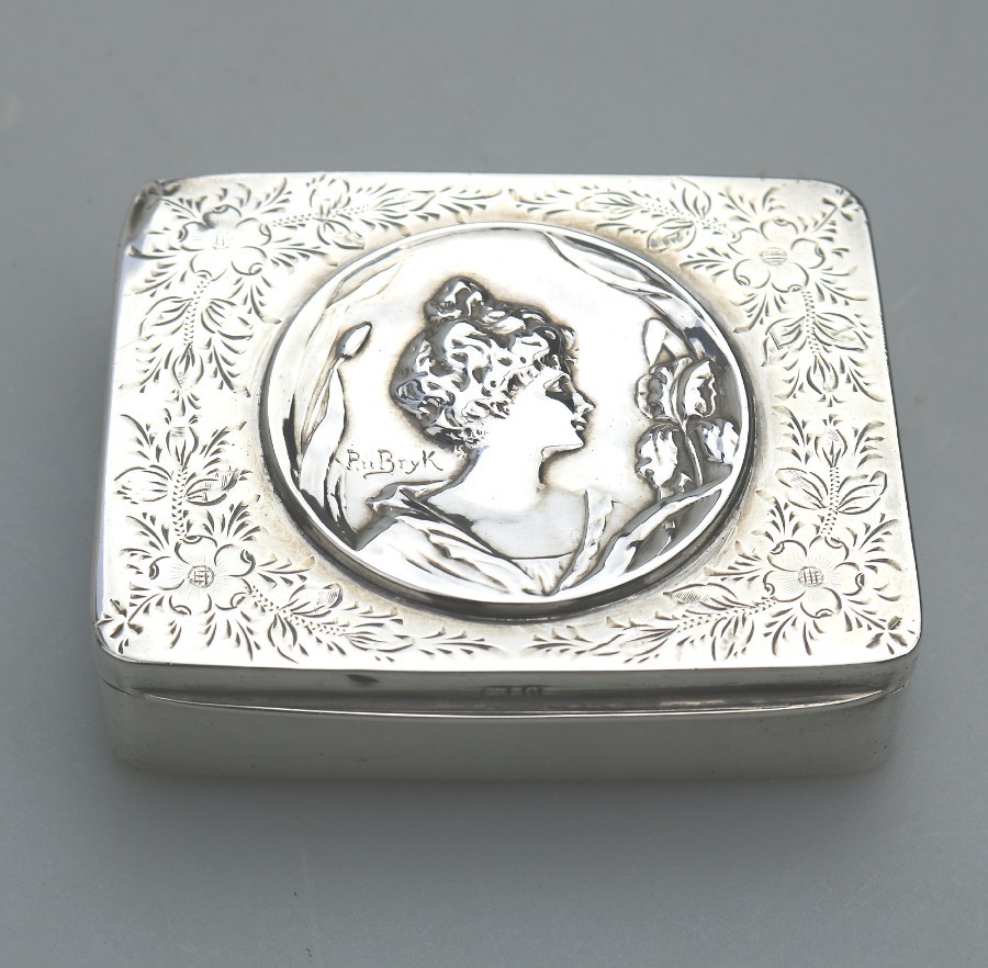 Antique Solid Silver: a fabulous Art Nouveau Box with Maiden C.1902