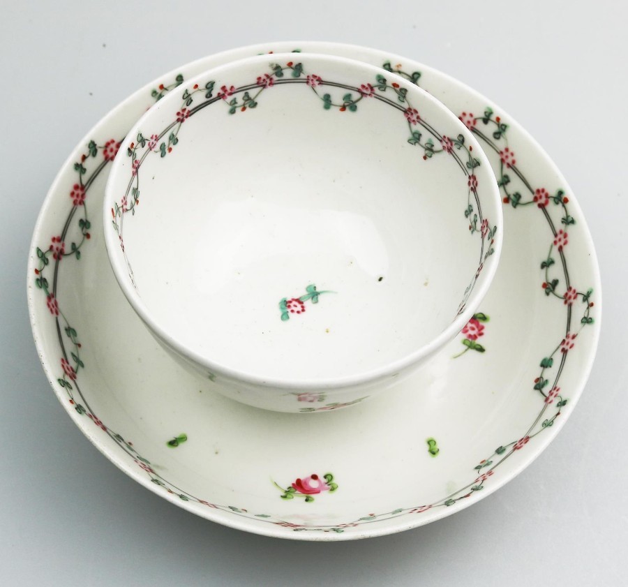 Antique English Porcelain an attractive New Hall Tea Bowl & Saucer C.18thC