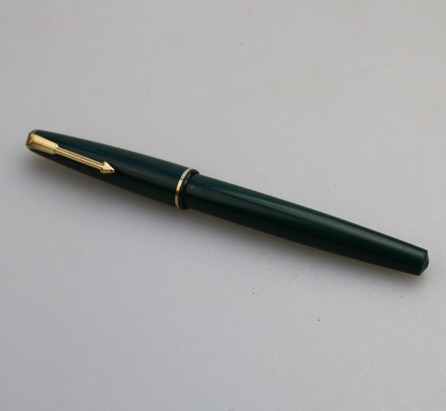 Antique Writing Pens : Parker 1.7 Fountain Pen