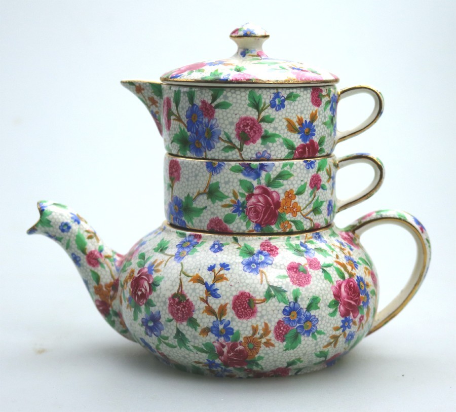 British Decorative Arts: A Grimwades Royal Winton pottery Old Cottage Chintz Solo Bachelors Teaset C.1930+