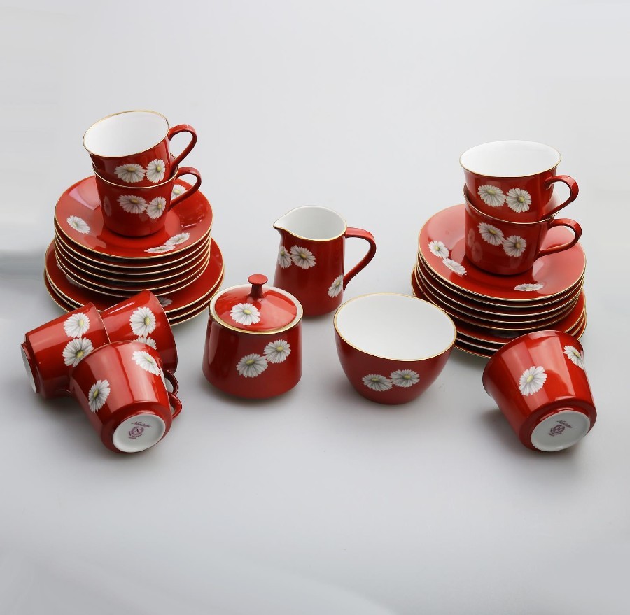 Japanese Porcelain a vibrant Noritake orange part Teaset 29 piece