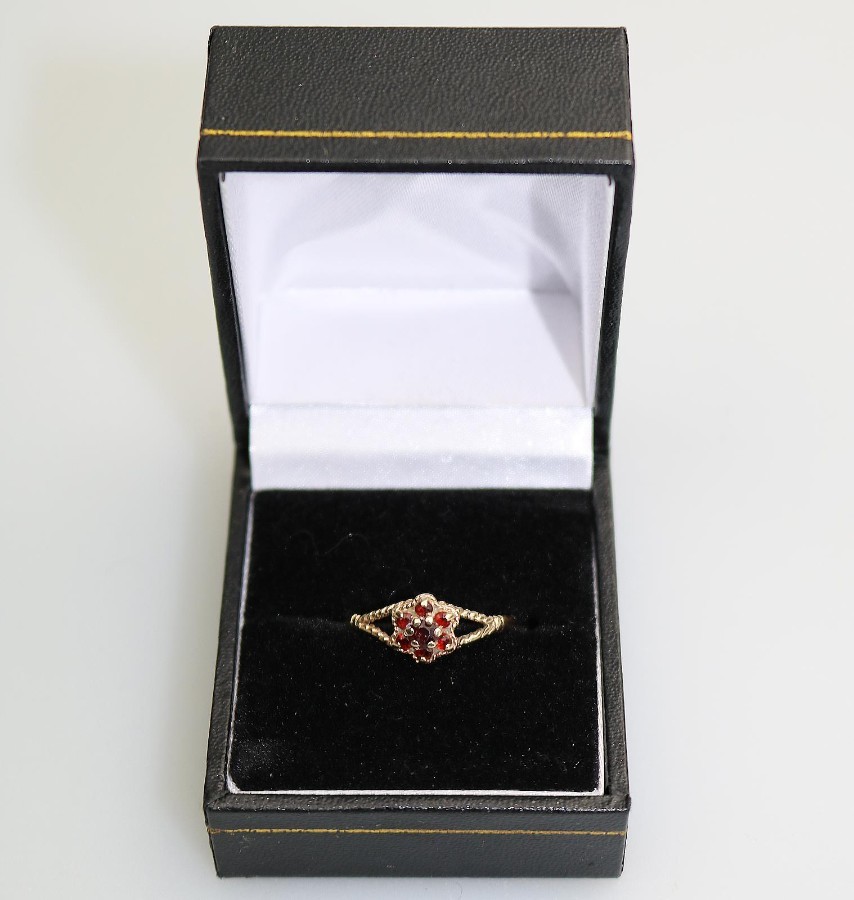 Antique Jewellery 9ct Gold & Garnet Ring Size Q 1/2 Boxed C.early - mid 20thC