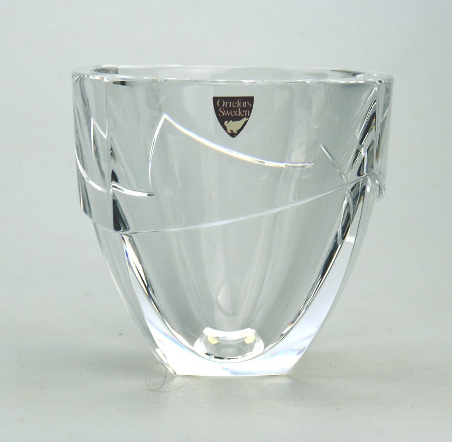 Swedish Art Glass Modernist crystal Orrefors Lancelot Vase Erika Lagerbielke C.20th