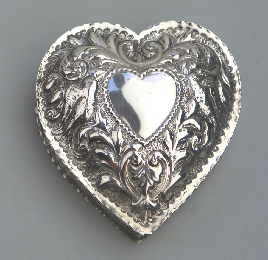 A good antique solid silver novelty Heart Box Comyns C.1895