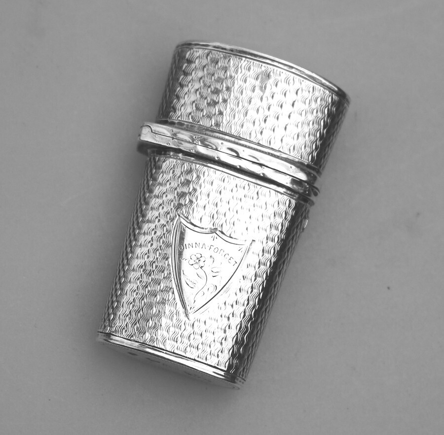 An antique George IV solid silver Etui Case / Box C.1821