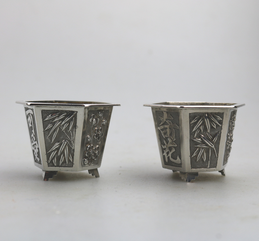 A good pair antique Chinese Trade solid silver novelty Salts & liners C.1900