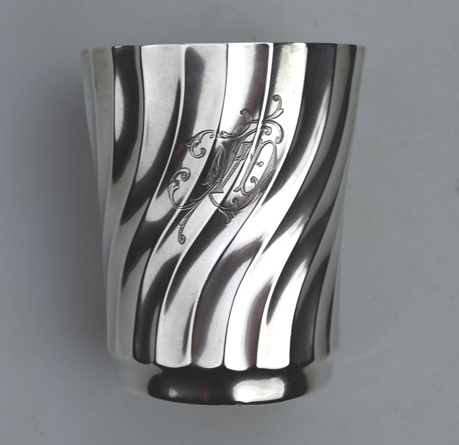 A good and attractive antique 950 solid silver French Beaker C.1900