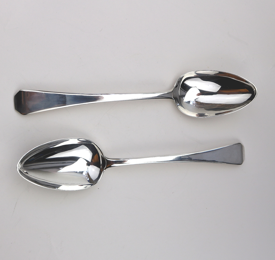 A good pair antique Georgian solid silver Serving Table Spoons - London 1814