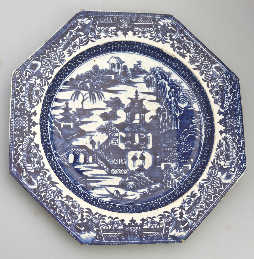 Antique Georgian English pottery B&W Chinese Pavilions Plate Joshua Heath C.1795