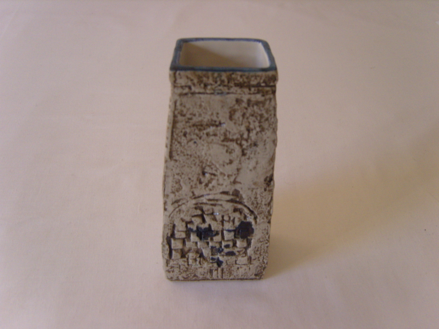 Antique Troika Coffin Vase (283)