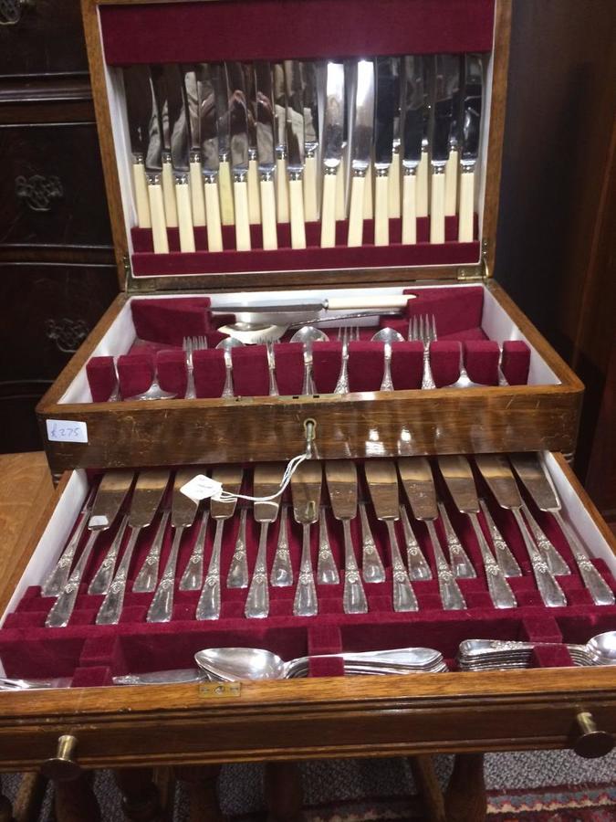 SOLD . Edwardian canteen of cutlery