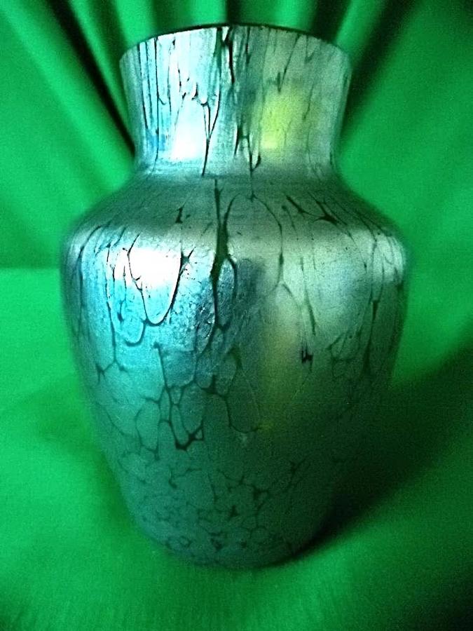 Loetz Papillion and creta oil slick vase