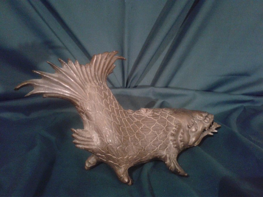 Antique Chinese bronze catfish