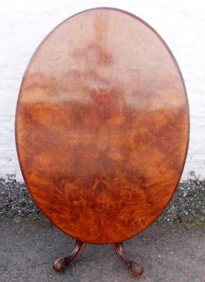 Large Victorian Burr walnut oval loo table