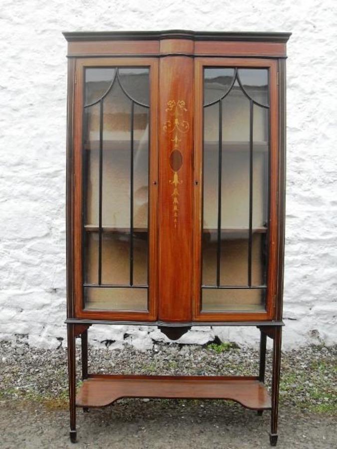 Edwardian inlaid mahogany cabinet