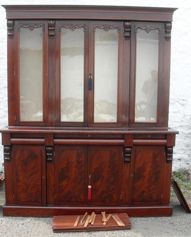 Early Victorian 4 door mahogany bookcase