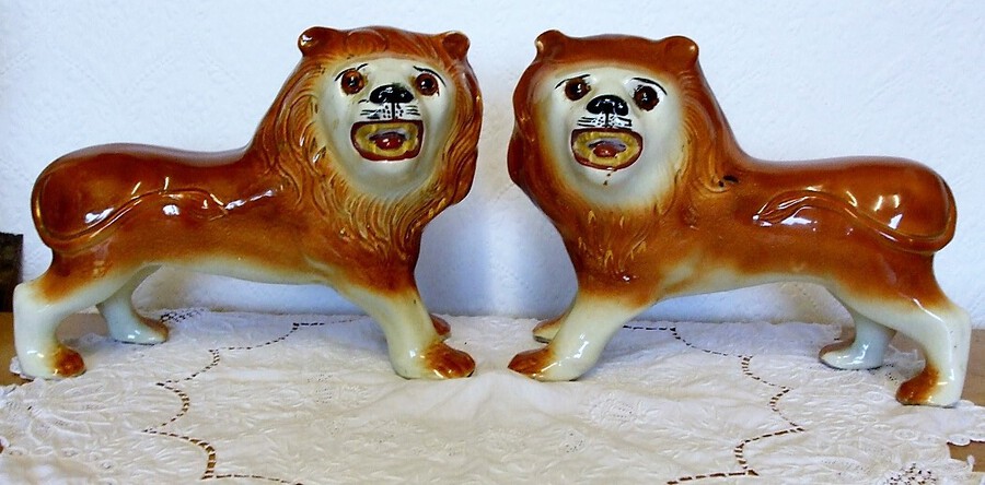 Pair of Antique English Victorian Staffordshire Pottery Lions ~ H 4655 / H 4656
