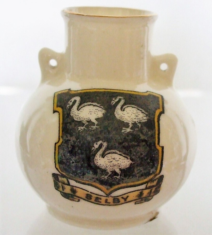 Antique W.H. Goss ~ Southport Vase ~ A.C.C. No. 261 ~ Selby