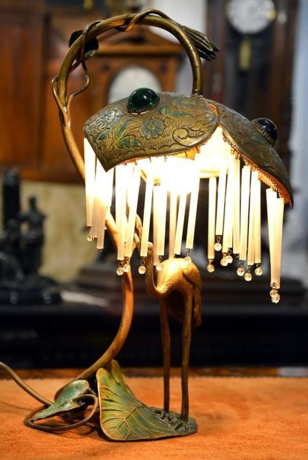 Rare Bronze Figural Art Nouveau lamp 1900c