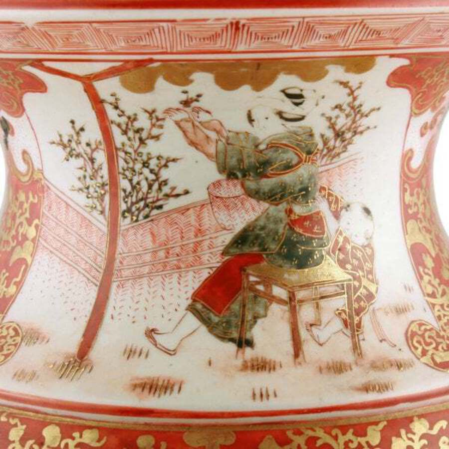 Antique Japanese Kutani Porcelain Vase 