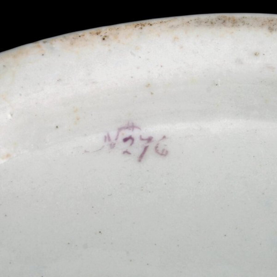 Antique Chamberlain Porcelain Pot & Lid  