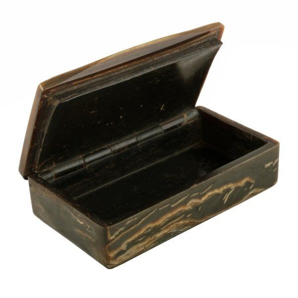 Antique "Le Bon Menage" Horn Snuff Box 