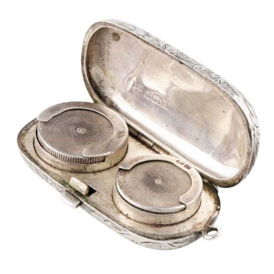 Antique Sterling Silver Double Coin Holder | ANTIQUES.CO.UK