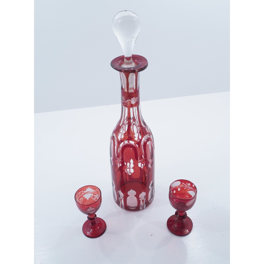 CONTINENTAL BOHEMIAN RED GLASS DECANTER + 2 GLASSES