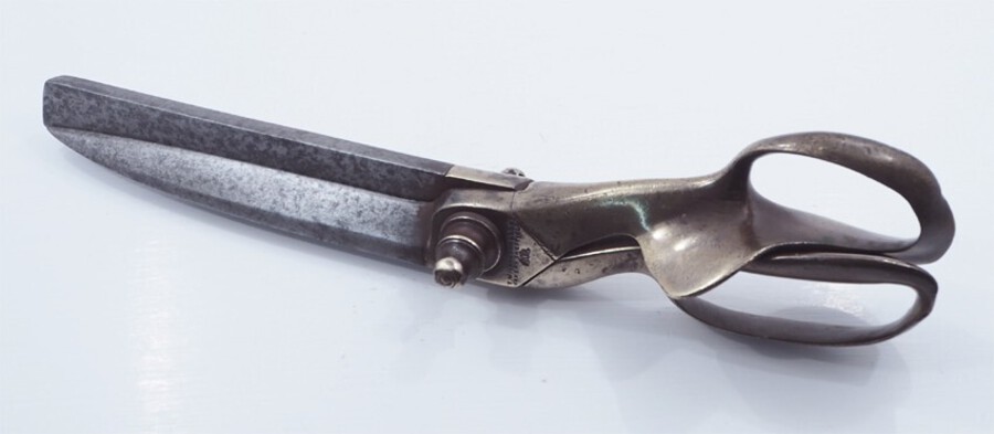 FINE PAIR OF EARLY PATENT TAILORS SHEARS