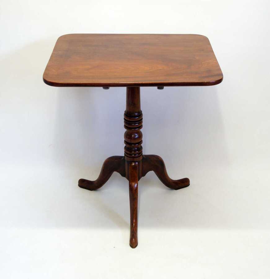 Antique Late Georgian tilt top,  Mahogany occasional or wine table