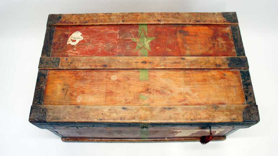 Antique WW1 era Marshall campaign chest/trunk, labels & provenance