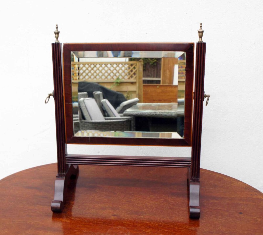 Small Victorian Mahogany  dressing table or toilet mirror