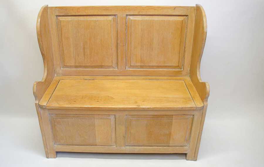 Early 20th c Light Oak  hall box  seat
