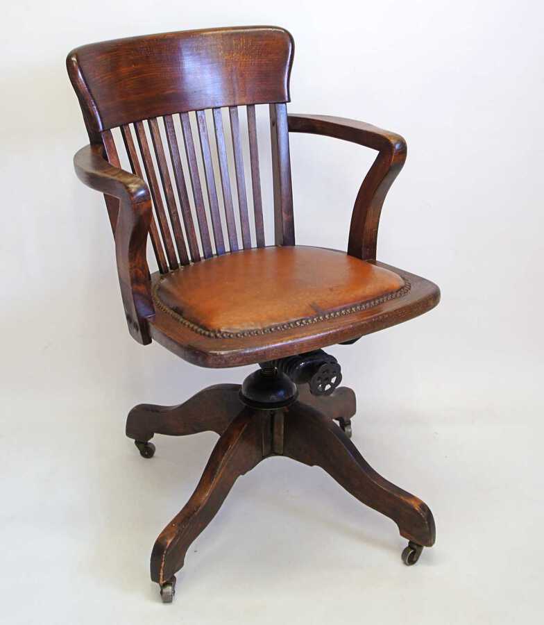 Early 20th century Hillcrest Beech adjustable, swivel, office chair