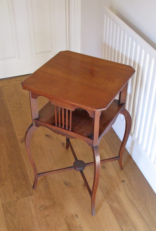 Antique Early 20thC 2-Tier Mahogany Occasional Table