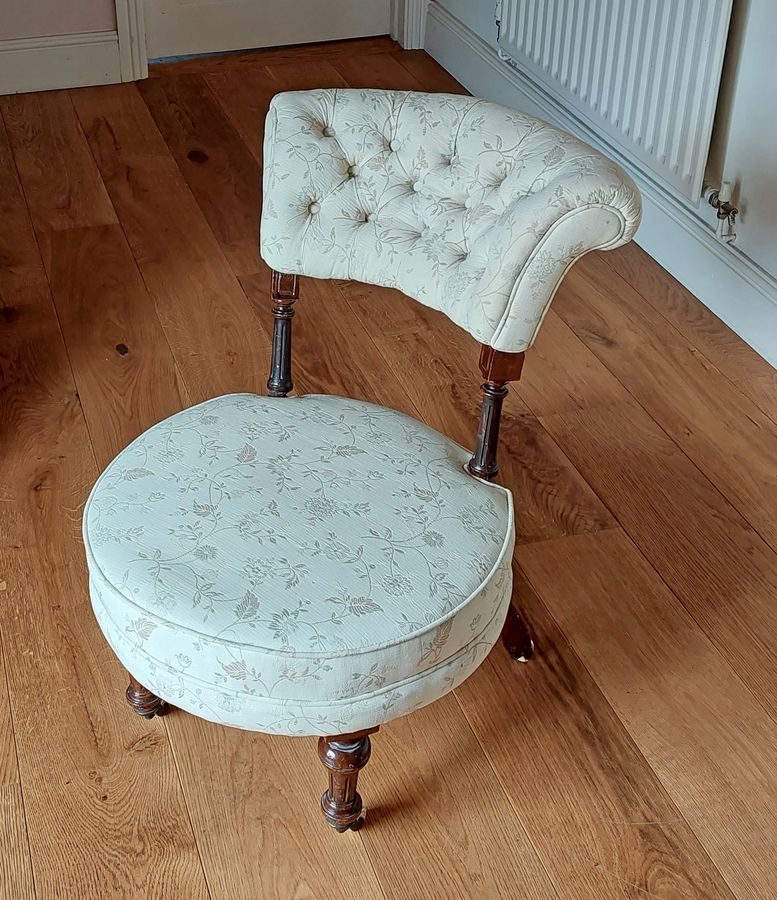 Antique Late Victorian Walnut Button Back Nursing or Slipper Chair