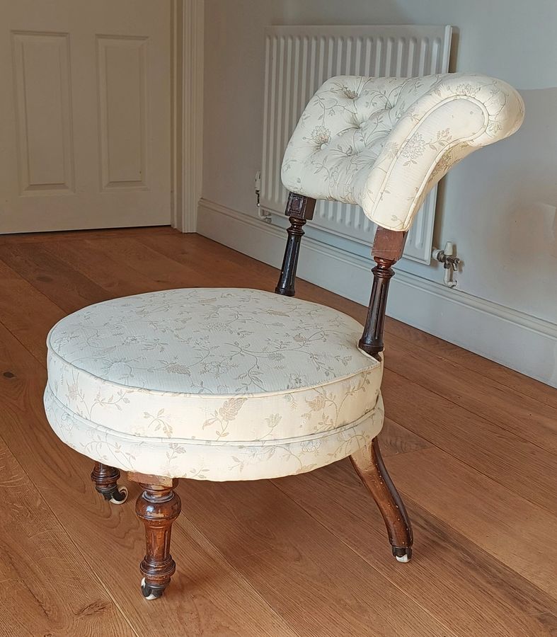 Antique Late Victorian Walnut Button Back Nursing or Slipper Chair