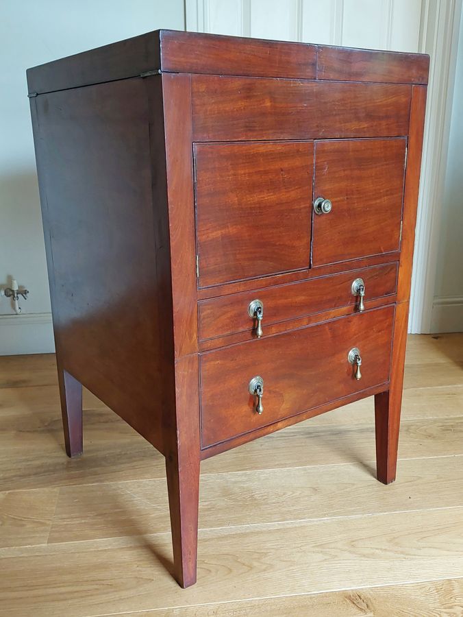 Antique 19thC Mahogany Gentleman's Lift-Over Caddy Top Nightstand