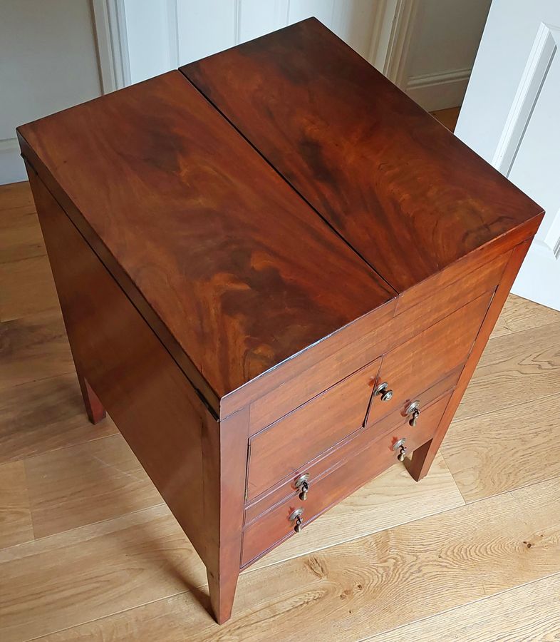 Antique 19thC Mahogany Gentleman's Lift-Over Caddy Top Nightstand