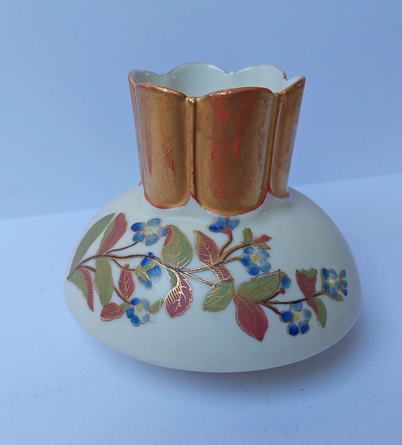 Royal Worcester China Blush Ivory Squat Bud Vase