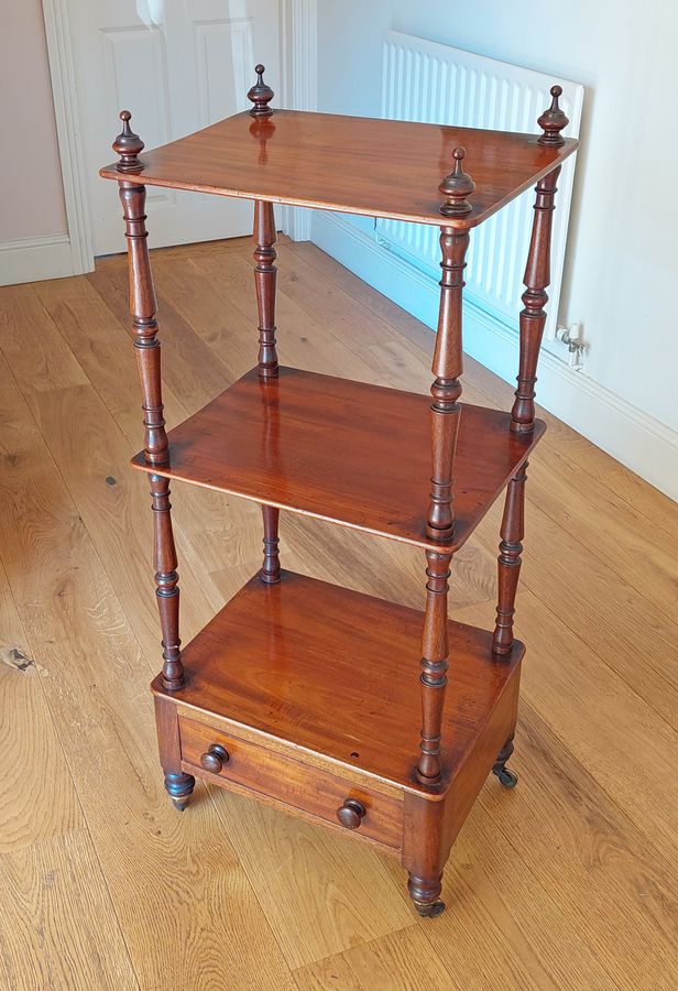 Antique Victorian Mahogany 3-Tier Etagere or 'What-Not' 