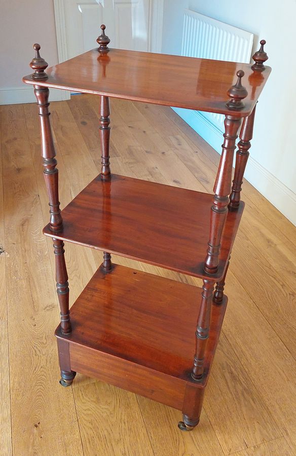 Antique Victorian Mahogany 3-Tier Etagere or 'What-Not' 