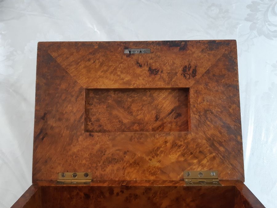Antique ANTIQUE BIRCH DISPLAY CASE BOX FOR POCKET WATCHES