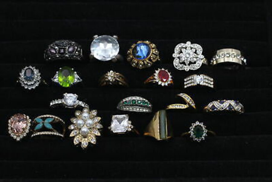 20 x Vintage & Retro SPARKLY RINGS inc Cocktail, Rhinestone, Cluster, Faux Pearl