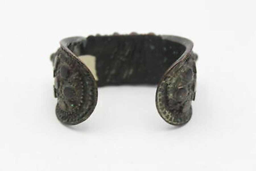 Antique Middle Eastern Chunky BRASS CUFF BANGLE w/ Textured, Ornate, Heavy