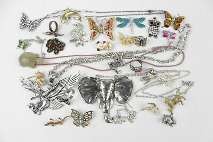 30 x Vintage & Retro ANIMAL JEWELLERY inc. Enamel, Butterfly, Elephant, Koala
